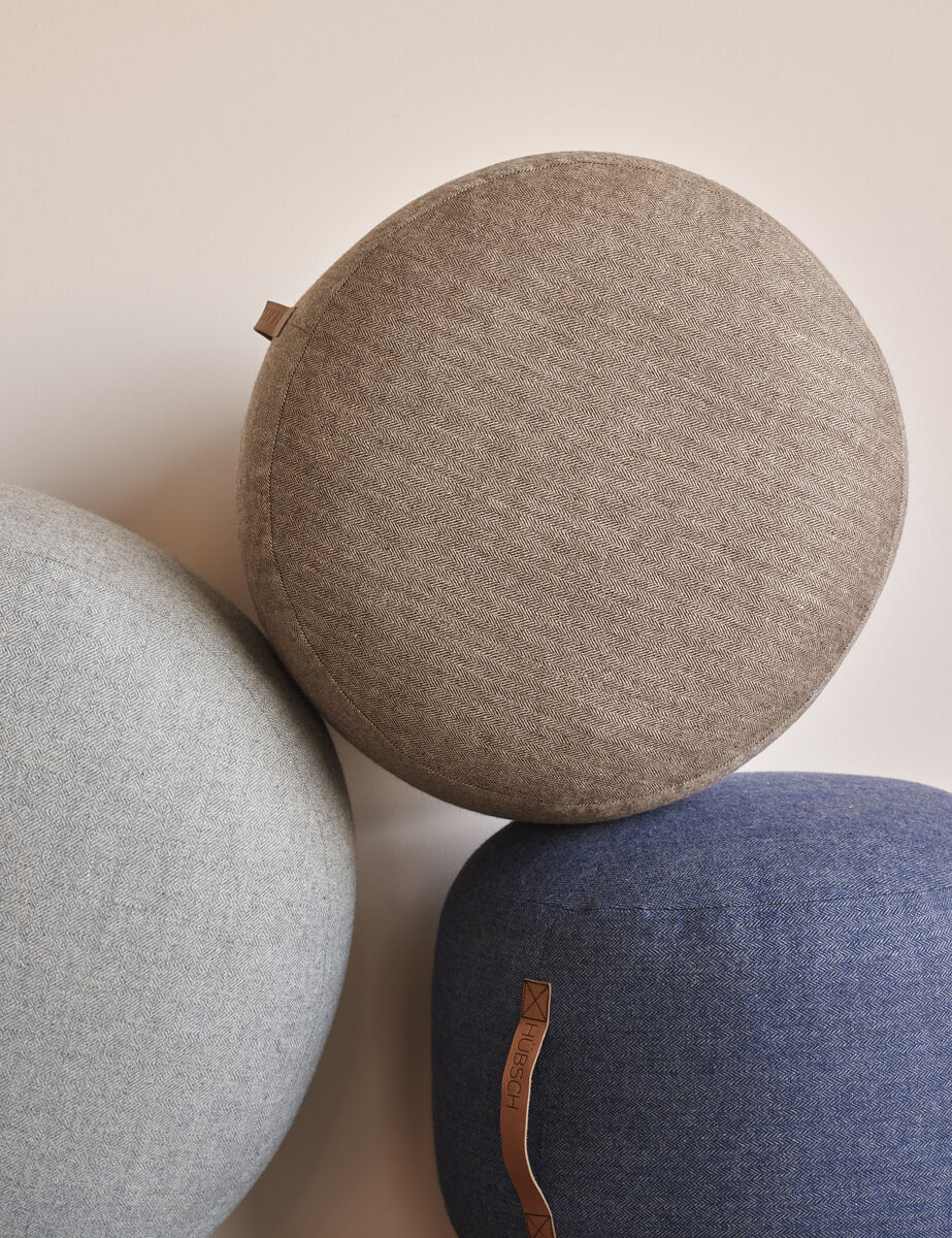 Mochi Pouf Ø50 Azul claro y marrón Mochi Pouf Ø50 Azul claro y marrón